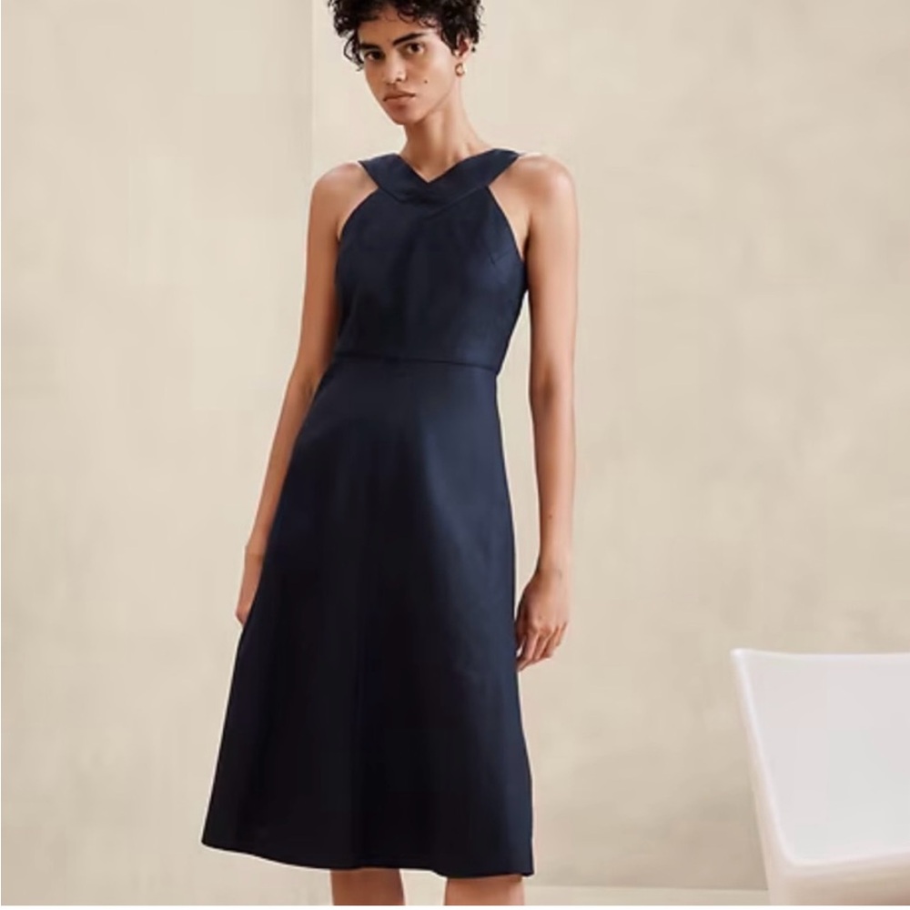 Banana Republic Elegant Navy Blue Sleeveless Dress. Size 8.